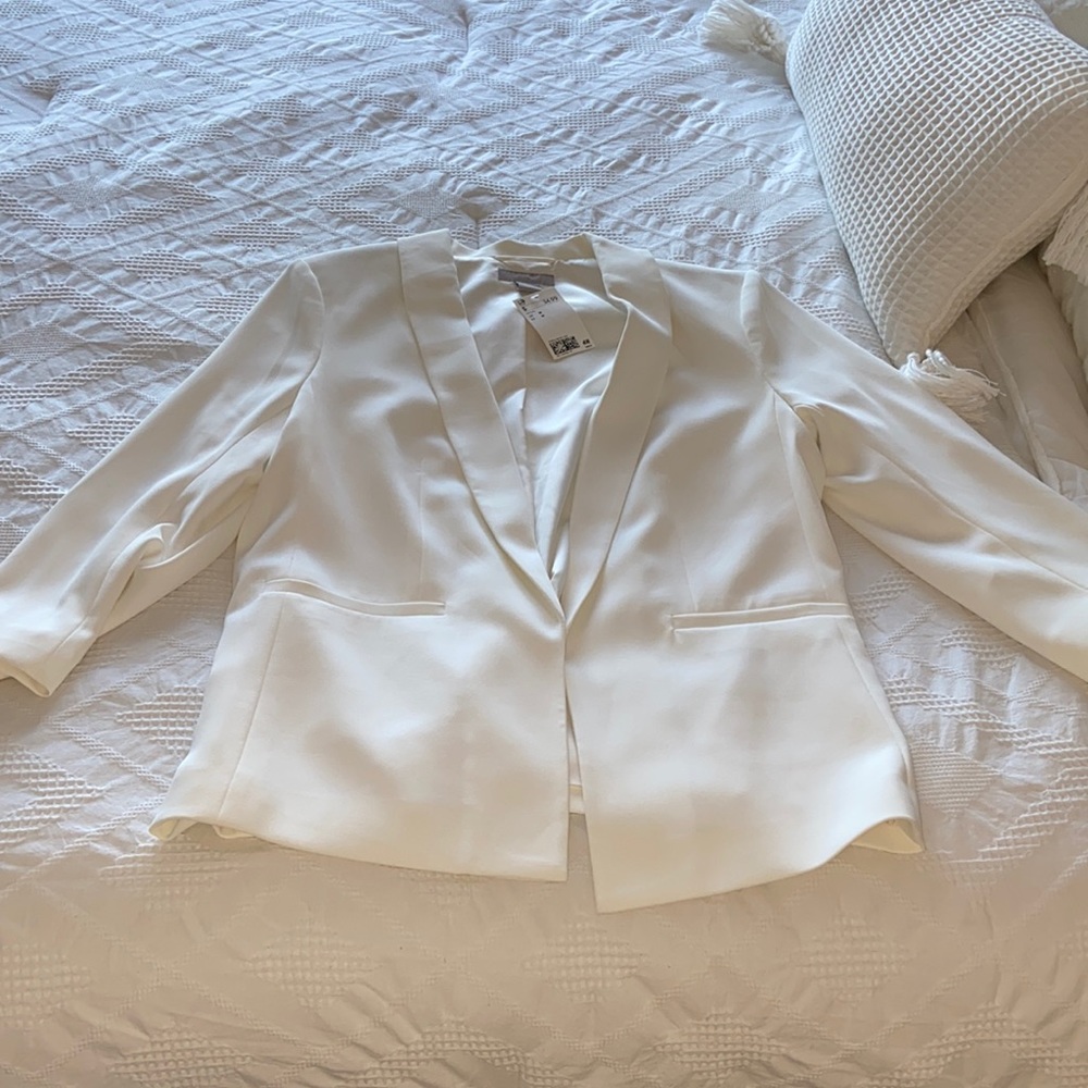 H&M white blazer